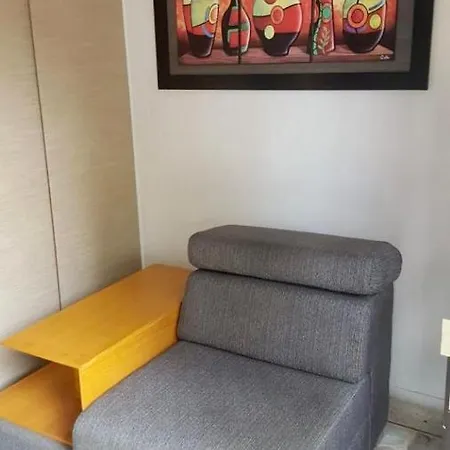 Moderno Apartasuite Con Aire Acondicionado Cali Exterior photo