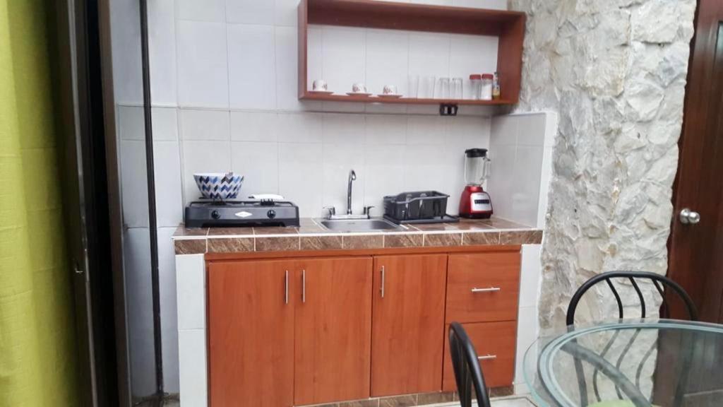 Moderno Apartasuite Con Aire Acondicionado Cali